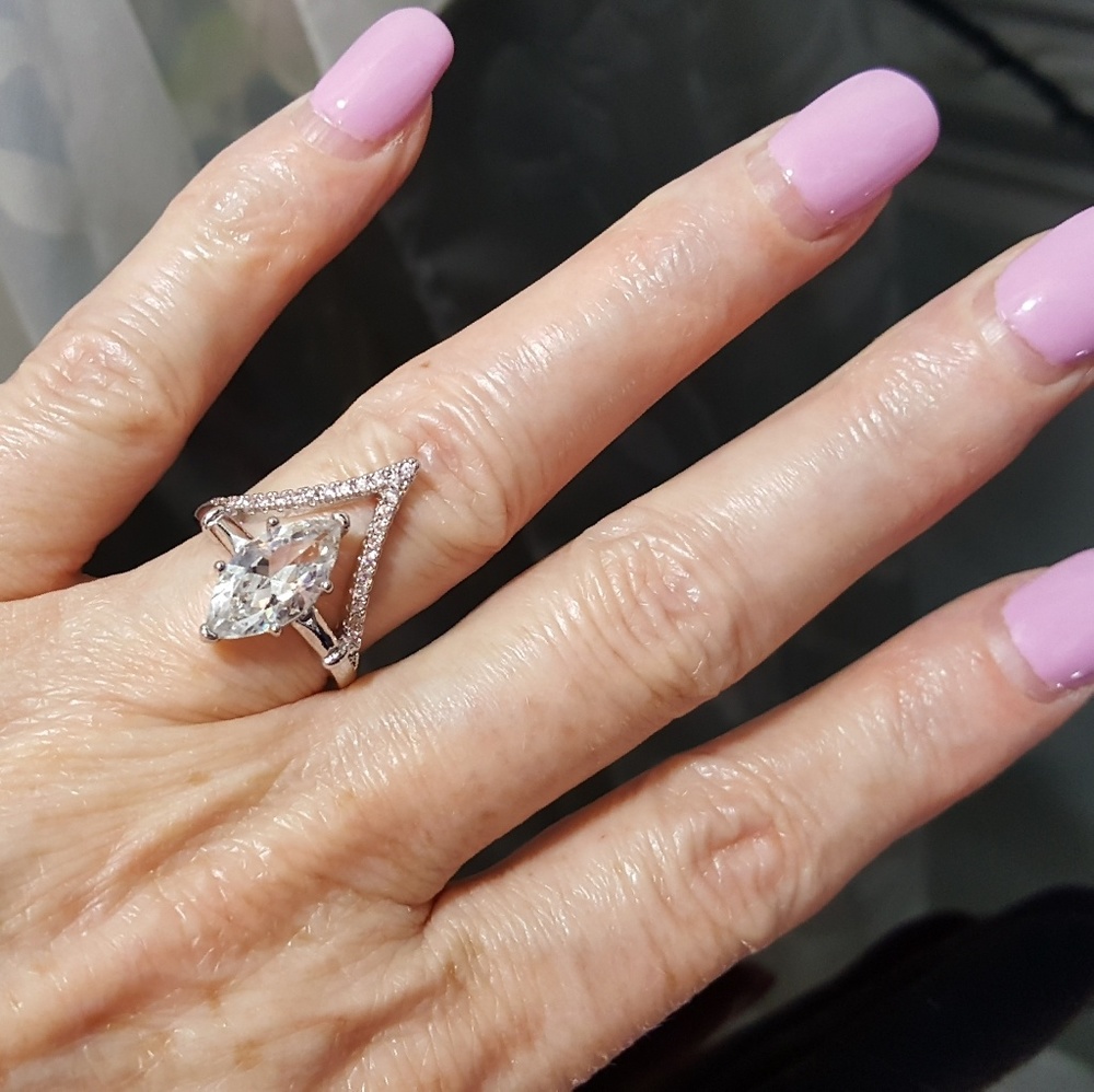 White Sapphires - Picture 8 of 8